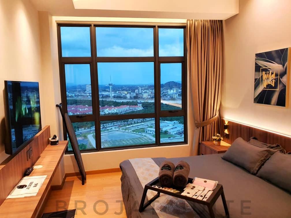 Brojat Suite Family City View @ Imperium Residence Kuantan Exteriör bild